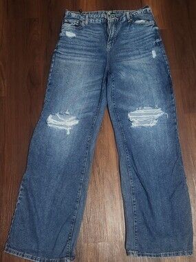 Distressed Women's High Rise Blue Wide-Leg Jeans